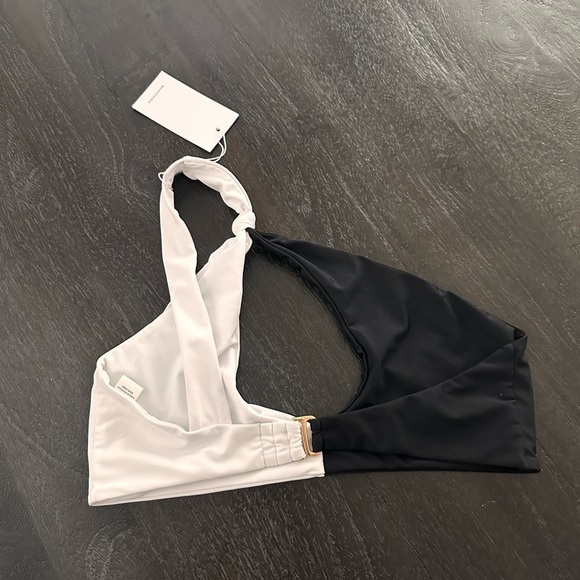 Lovers And Friends Jordy Top in Black And White Sz S - Picture 3 of 4